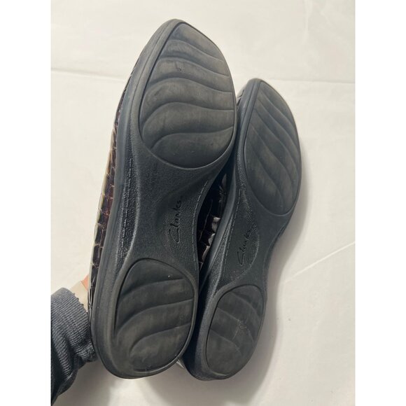 Clarks Metallic Brown Crocodile Print Loafers Size 9 Leather - Picture 9 of 10